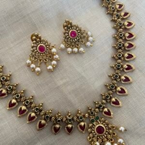 Necklace and studs