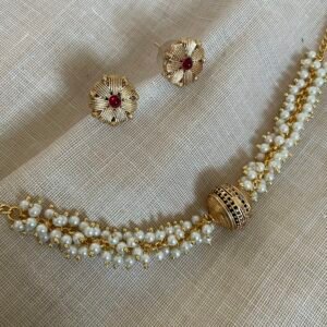 Choker and studs