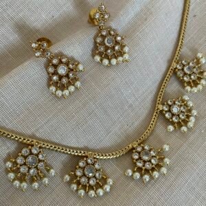 Necklace and studs
