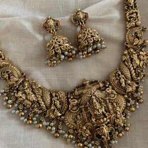 Necklace and jhumkas